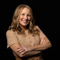 DHR International NEUMANN Employee Tara Cummings's profile photo