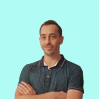 Iván Pérez Email