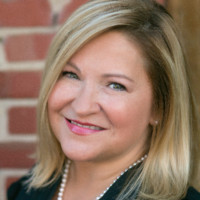 Lori Golden Email & Phone Number