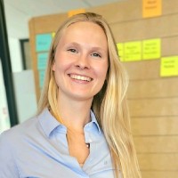 Freya Lindblom Email