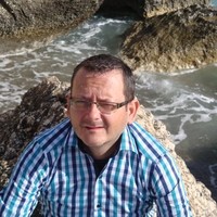 Piotr Kruszewski Email