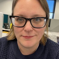 Amanda Smith-Teutsch Email & Phone Number