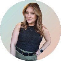 Larissa Arthur Email