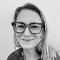Reviewed & Cleared Employee Mauny Wright's profile photo