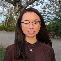 Constance Lau Email