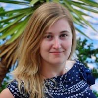 Elise Lapeirre Email