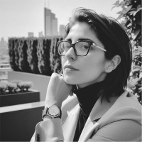 INDIVIDUAL Employee Lucy Vas's profile photo