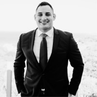 Luciando Santos Email