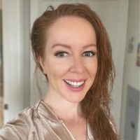 Chloe Anderson Email & Phone Number
