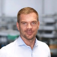Wolfgang Sedlacek Email