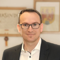 Stefan Posch Email