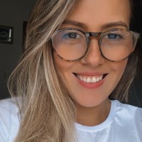 Izabelle Aparicio Email