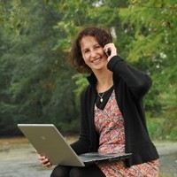 Sana van Iddekinge Email