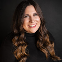 E-mail e número de telefone de Christina Ellis