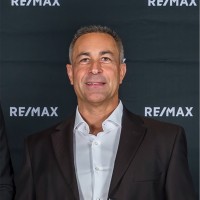 RE/MAX Commercial Switzerland Employee Claude Scholl's profile photo