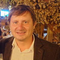 Tomas Chraska Email