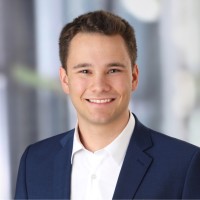 FourManagement Employee Fabian Kuerpick's profile photo