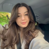 Sunshine Digital Employee Caterina Apostol's profile photo