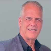 Eric Kahre Email & Phone Number