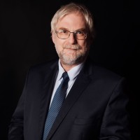 Robert Czuła Email