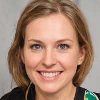 TEEPTRAK Employee Charlotte Guillon's profile photo