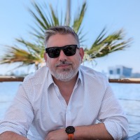 Airport Lounge Development Employee Loren Mathis's profile photo