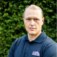 Walkthrough Employee Eric Anderson's profile photo