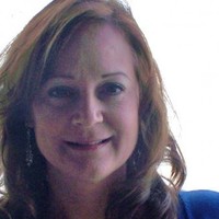 Julia Putnam Email & Phone Number