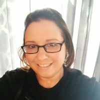 Deanna Oliveira Email & Phone Number