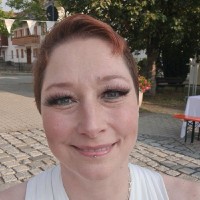 Bright Future GmbH Employee Kerstin Hoesch's profile photo