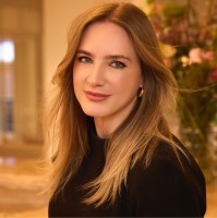 Gisou by Negin Mirsalehi Employee Kristin Hillmer's profile photo