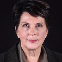 Linda Smith