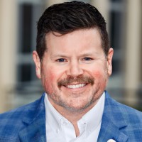 Gabe Ewing del Rio, CMB, AMP