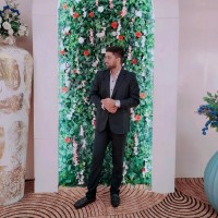 Mihir Gadhiya Email