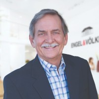 Charlie Hillyer Email & Phone Number