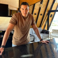 Upwork freelancer jobs Employee Vinicìus Cezário's profile photo