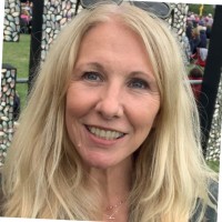 Le Claires Digital Employee Sue Walden's profile photo