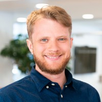 Erik Lindström Email