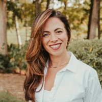 Kristen Rosselli Email & Phone Number