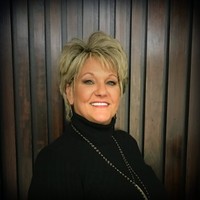 Elizabeth Jackson Email & Phone Number