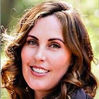 Jenn Holmes Email & Phone Number