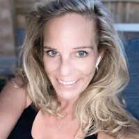 Susan de Leeuw L Marketer Email & Phone Number