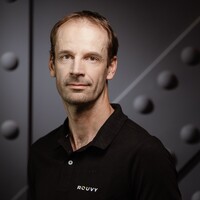 Petr Samek Email