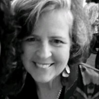RE/MAX Distinctive Employee Meg Burke's profile photo