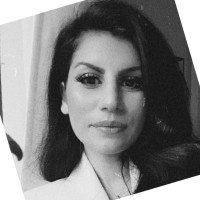Lydia Simonsson Email