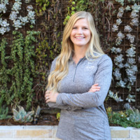 Shake Smart Employee Hilary Thielscher's profile photo
