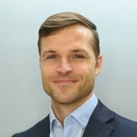 Tomas Holub Email