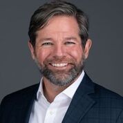 E-mail e número de telefone de Terrence Curtin