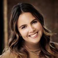 Maggie Kindra Email