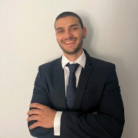 Moove Cars Employee Jon Dospazos's profile photo